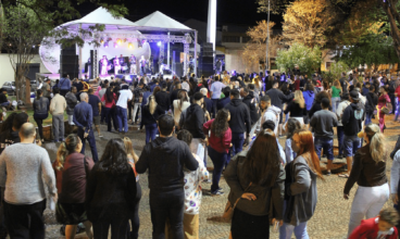 Banda da Lua anima população de Bebedouro