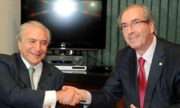 Deputado afirma que Eduardo Cunha quer ser vice-presidente para fugir da cadeia!