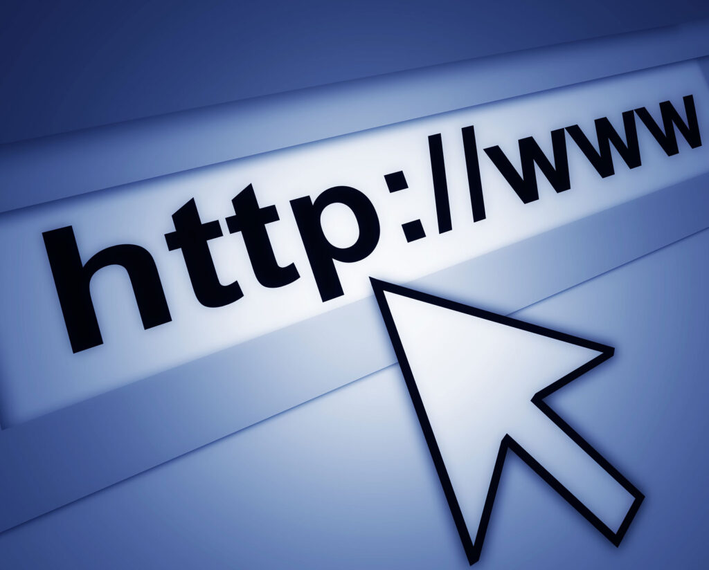 Ministério da Comunicação pressiona e Anatel proíbe redução na internet fixa