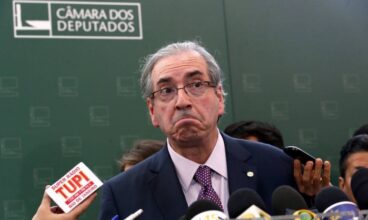 Eduardo Cunha é afastado da presidência da Câmara dos Deputados