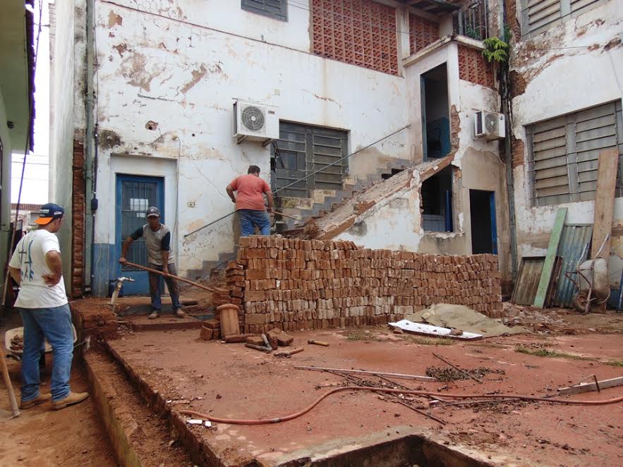 Prédio da prefeitura de Viradouro passa por reformas