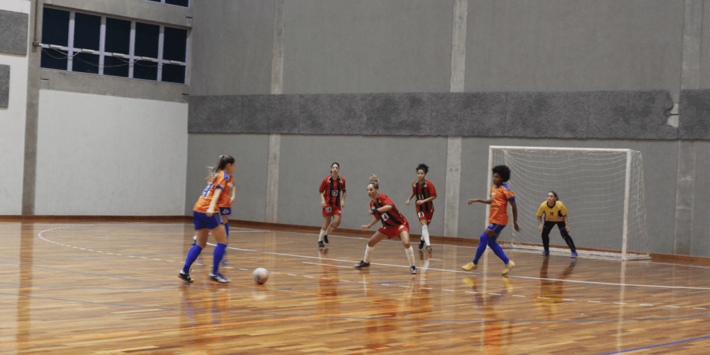 Futsal feminino de Bebedouro vence Barretos por 7 x 0